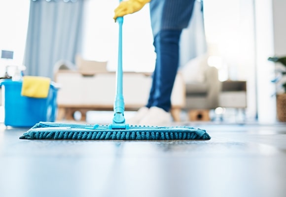 Zaujala vás naše firma? Přečtěte si více informací a neváhejte se nám ozvat